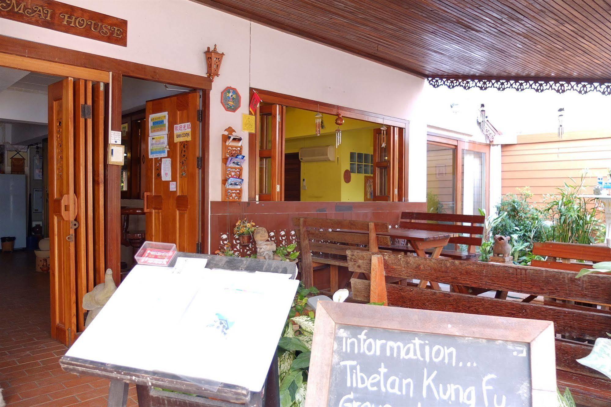Hotel Bow Chiangmai House Chiang Mai Exterior foto
